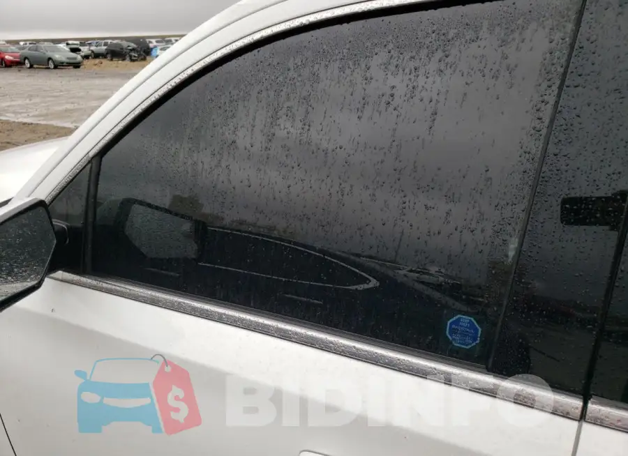 1GNSCAKC1JR162625 Photo# 8