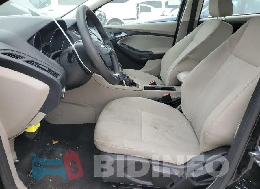 1FADP3F2XHL273874 Photo# 7