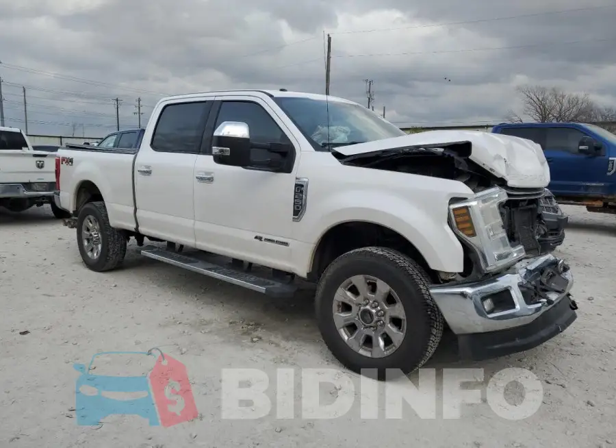 1FT7W2BT9JEB70927 Photo# 4
