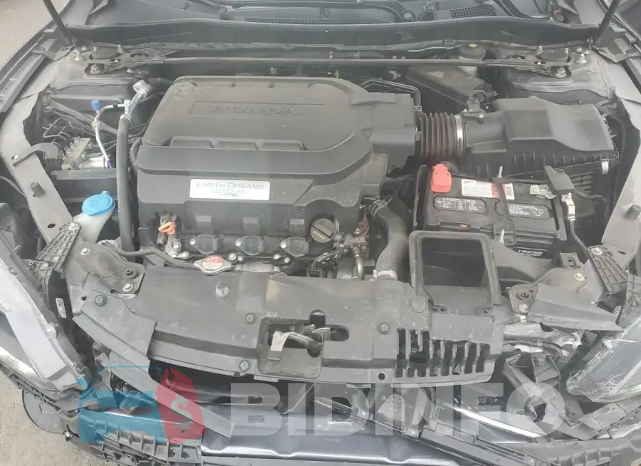 1HGCR3F84FA024937 Photo# 11