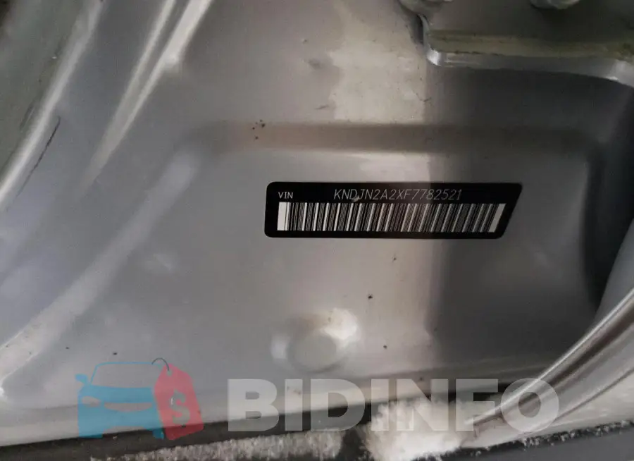 KNDJN2A2XF7782521 Photo# 12