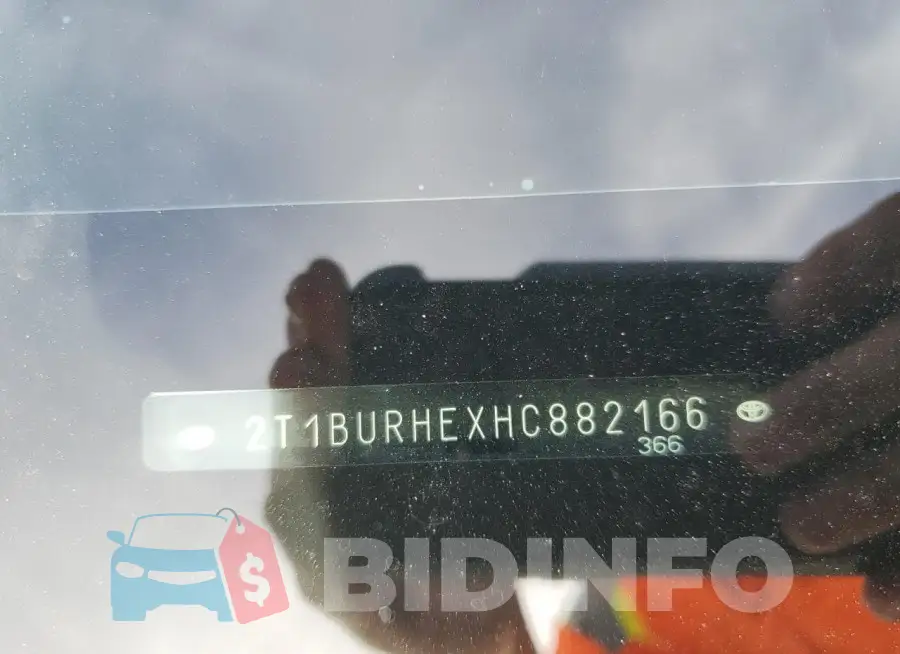 2T1BURHEXHC882166 Photo# 12