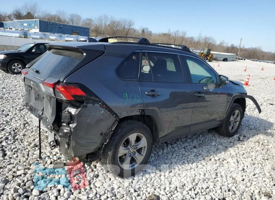 2T3P1RFV8RW410847 Photo# 3