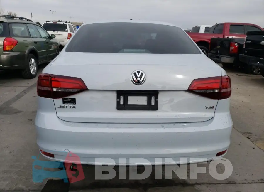 3VW2B7AJ5JM215971 Photo# 6