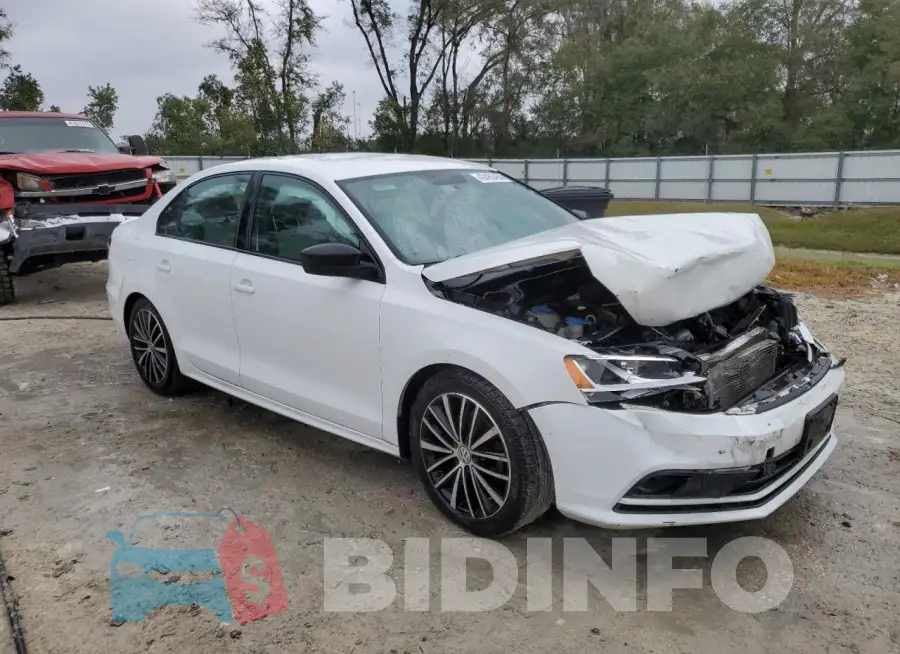 3VWD17AJ8GM357817 Photo# 4