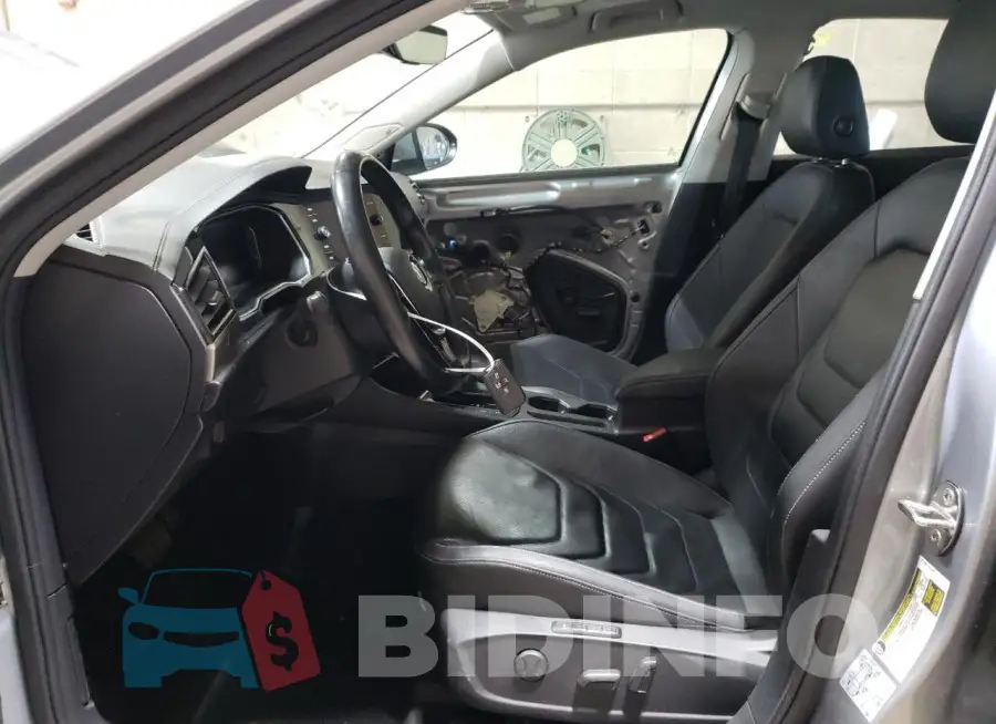 3VWGB7BU2KM207133 Photo# 7