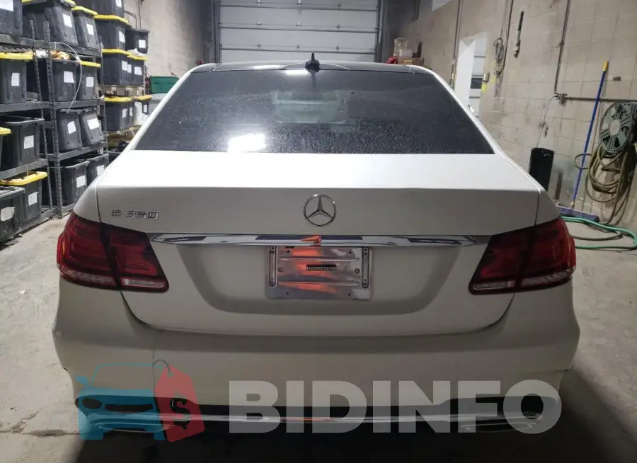 WDDHF5KB9GB187823 Photo# 6