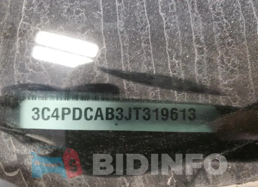 3C4PDCAB3JT319613 Photo# 13