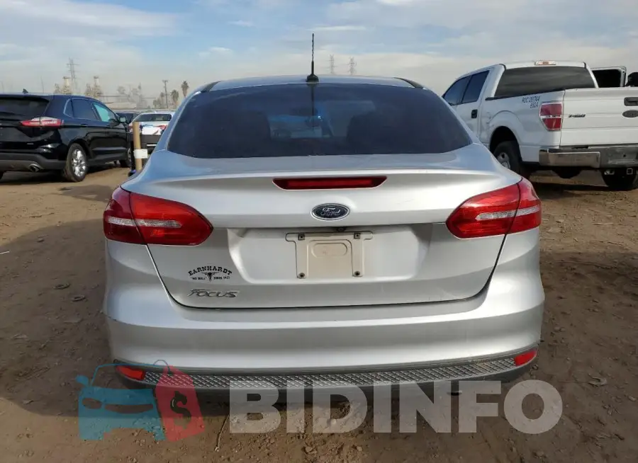 1FADP3E2XHL245753 Photo# 6