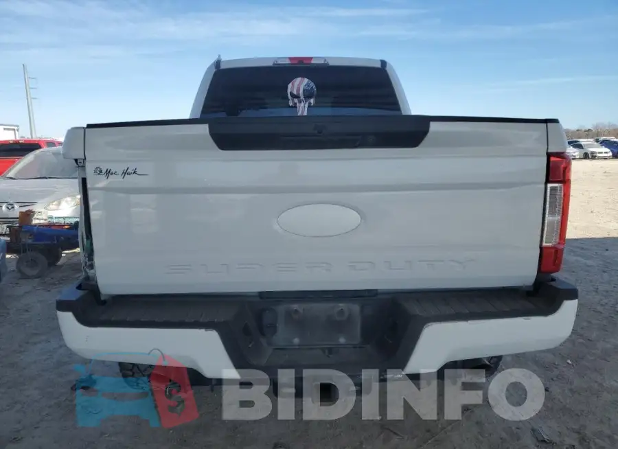 1FT7W2B68KEF11648 Photo# 6