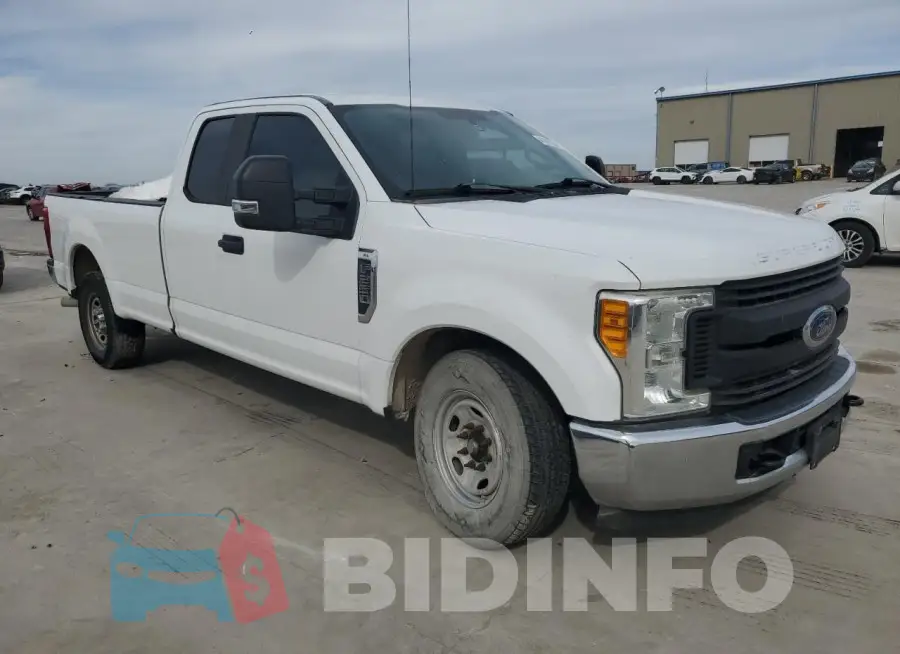 1FT7X2A69HEC89824 Photo# 4
