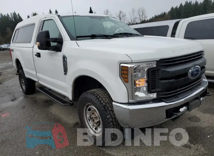 1FTBF2B60KEC46024 Photo# 4