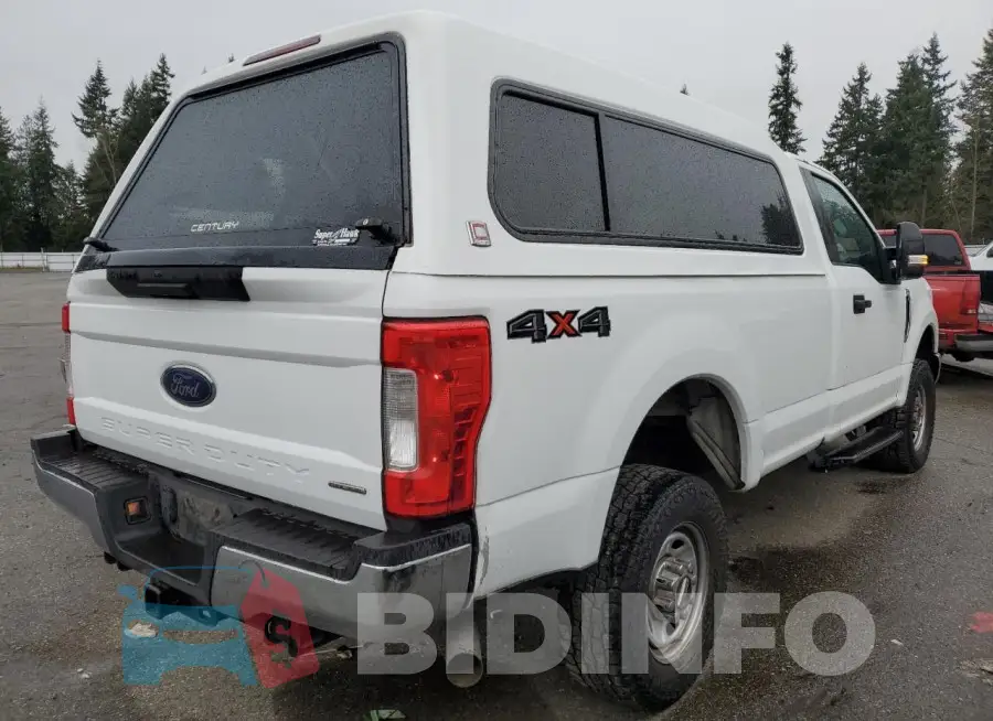 1FTBF2B60KEC46024 Photo# 3