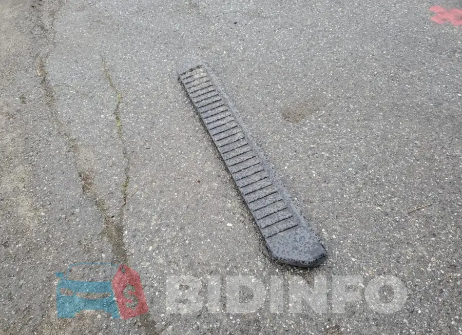 1FTBF2B60KEC46024 Photo# 12