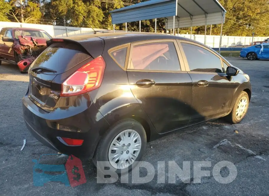 3FADP4TJ9GM170718 Photo# 3