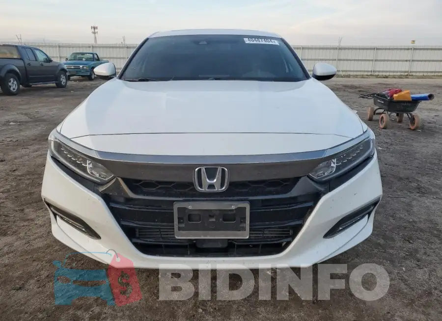1HGCV2F30KA034871 Photo# 5