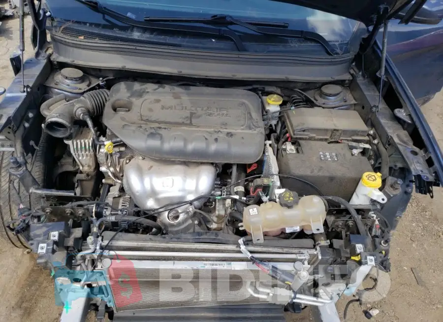 1C4PJLCB1KD466316 Photo# 12