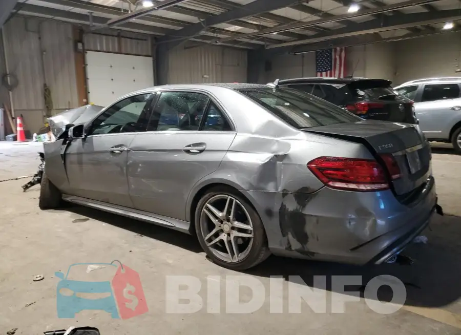 WDDHF8JB8FB142549 Photo# 2