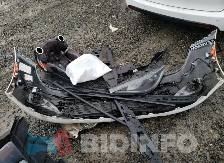 2C4RC1BGXLR116377 Photo# 13