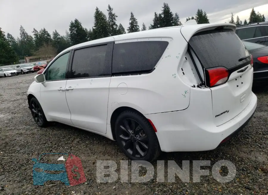 2C4RC1BGXLR116377 Photo# 2