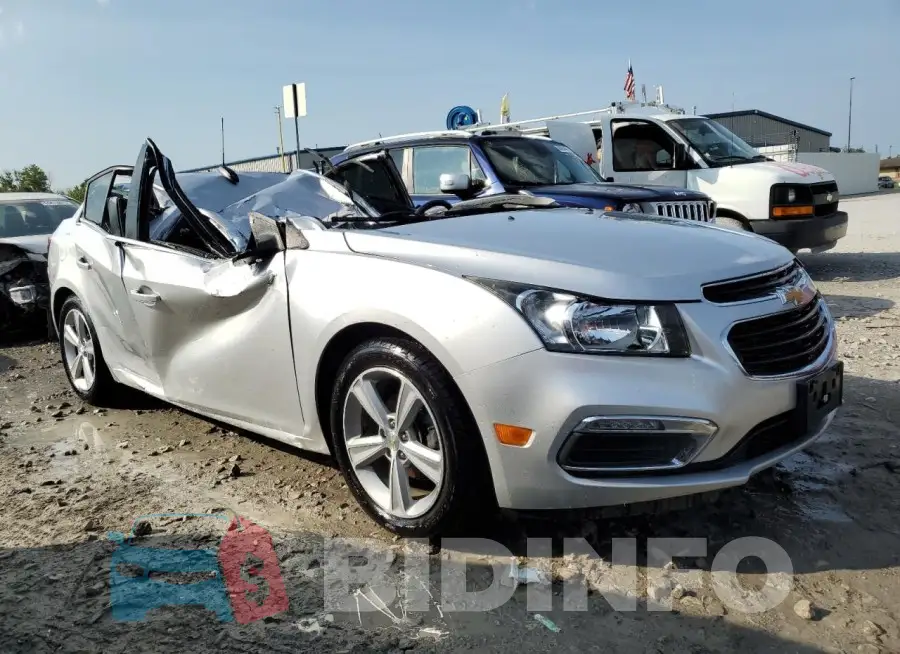 1G1PE5SB2F7181364 Photo# 4