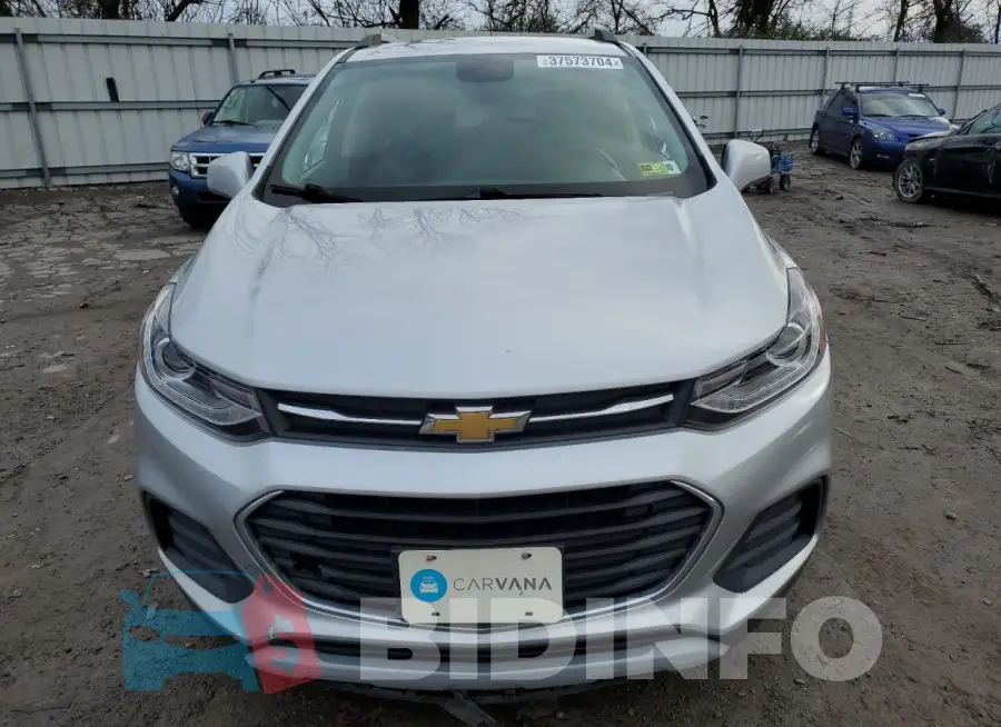 KL7CJLSB8JB705447 Photo# 5