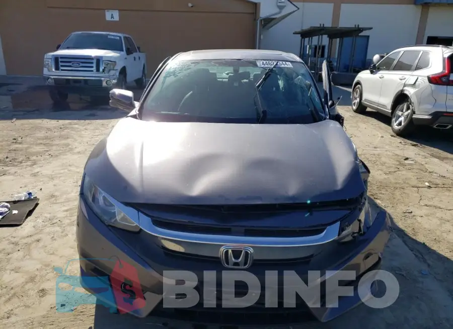 19XFC2F79GE223494 Photo# 5