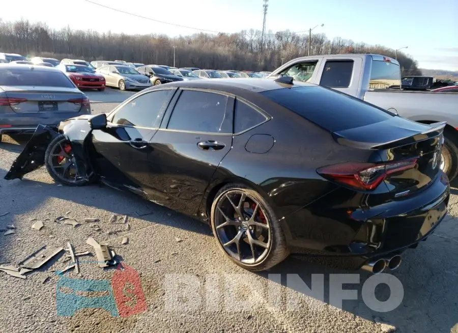 19UUB7F91PA002761 Photo# 2