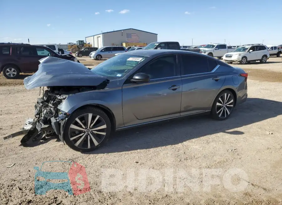 1N4BL4CV5KC160168 Photo# 1