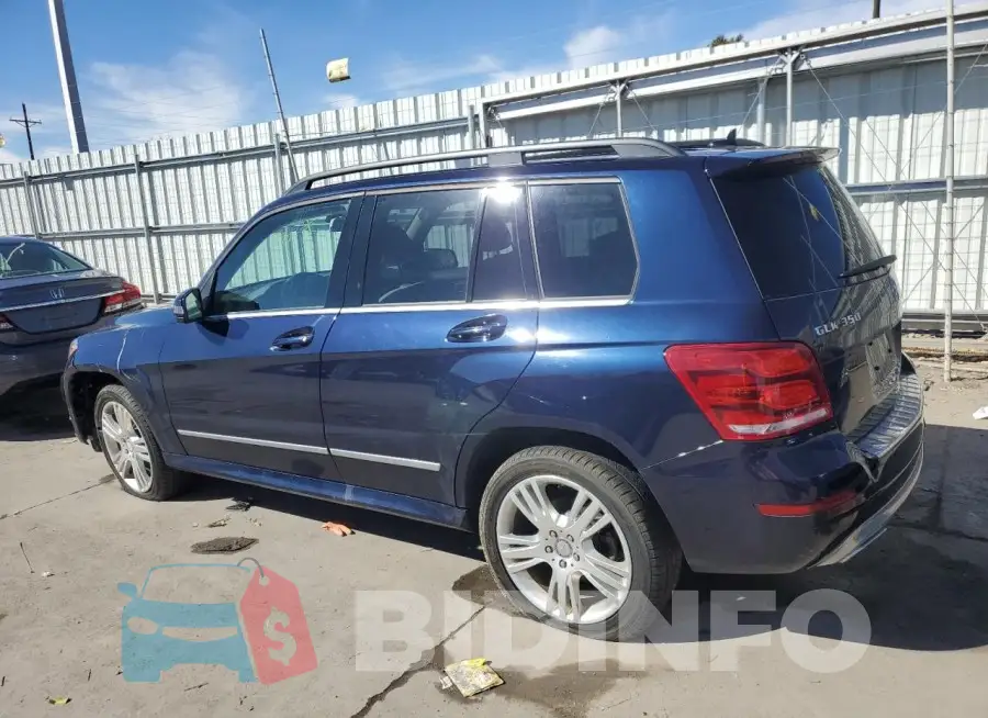 WDCGG8JB6FG425015 Photo# 2