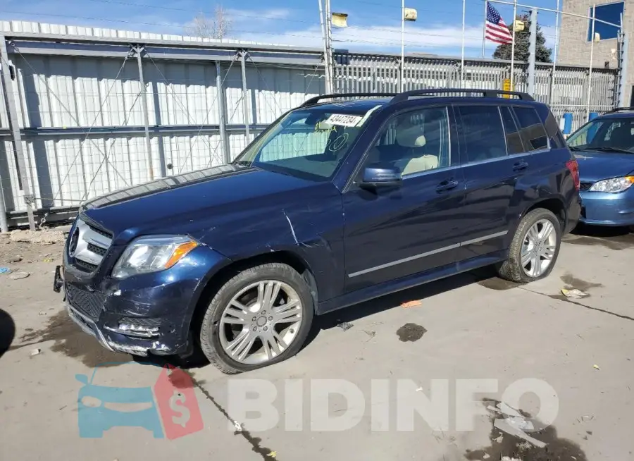 WDCGG8JB6FG425015 Photo# 1