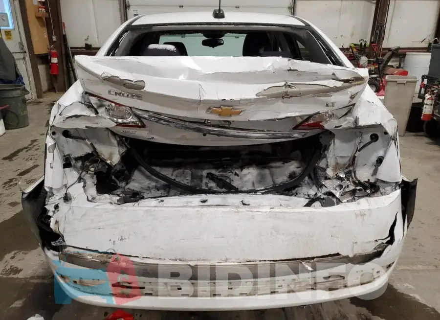 1G1PC5SB5F7193787 Photo# 6