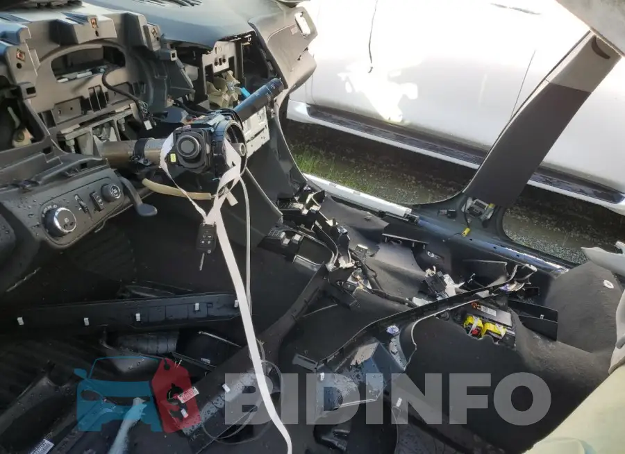 6G3F15RW3FL112345 Photo# 7