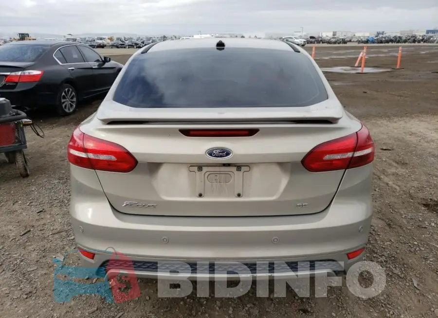 1FADP3F25GL372665 Photo# 6