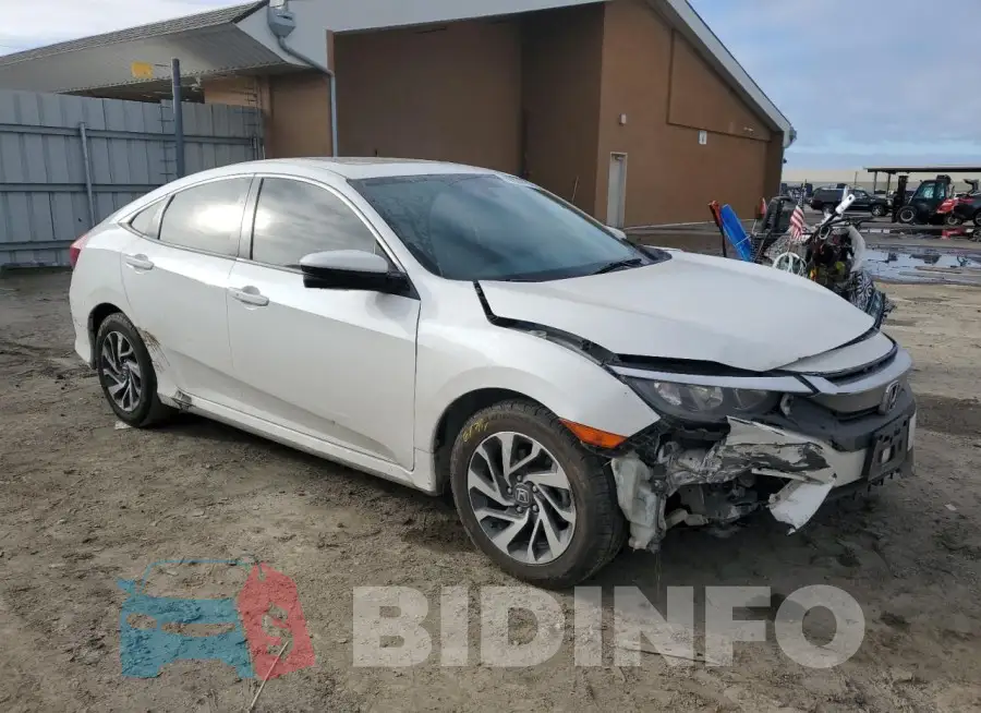 19XFC2F77HE227528 Photo# 4