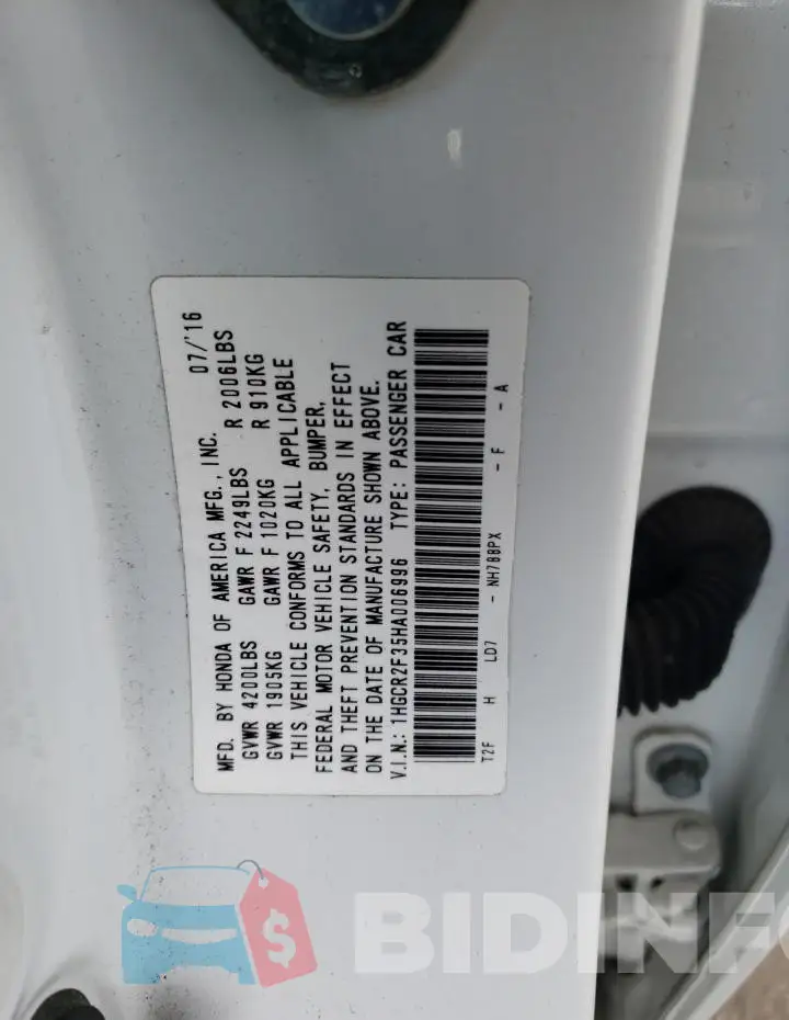 1HGCR2F35HA006996 Photo# 12