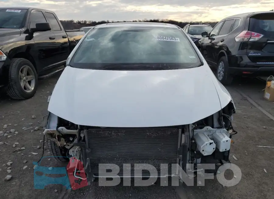 2HGFB6E52FH700507 Photo# 5