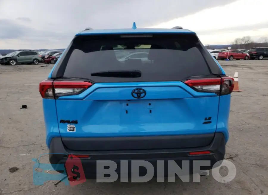 2T3G1RFV6MW180721 Photo# 6