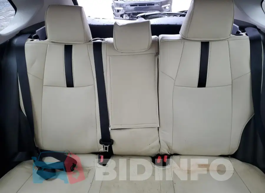 4T3R6RFV4MU026194 Photo# 10