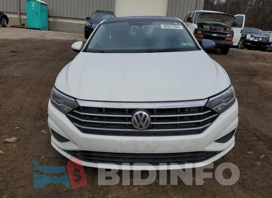 3VWC57BU6MM067905 Photo# 5