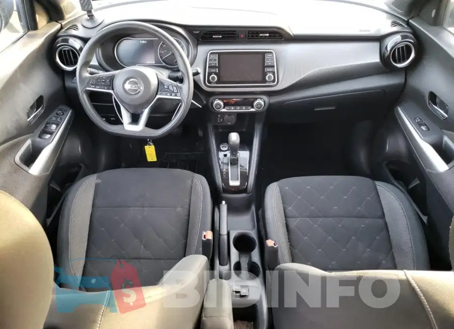 3N1CP5CU3KL551181 Photo# 8