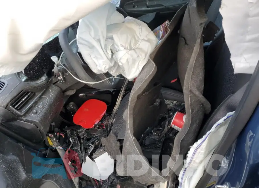 KL47LAE2XRB027014 Photo# 7