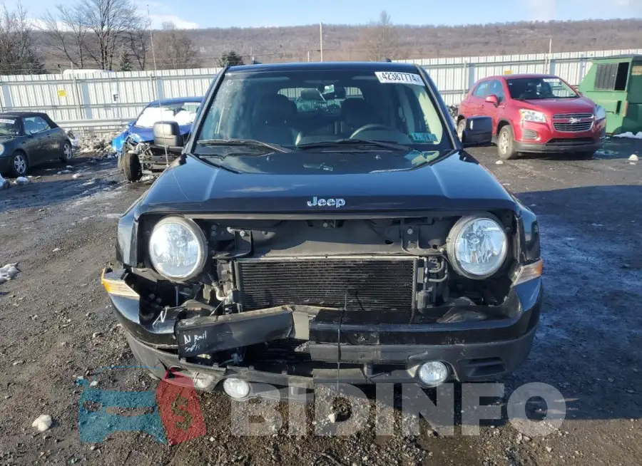 1C4NJRFB2FD324214 Photo# 5