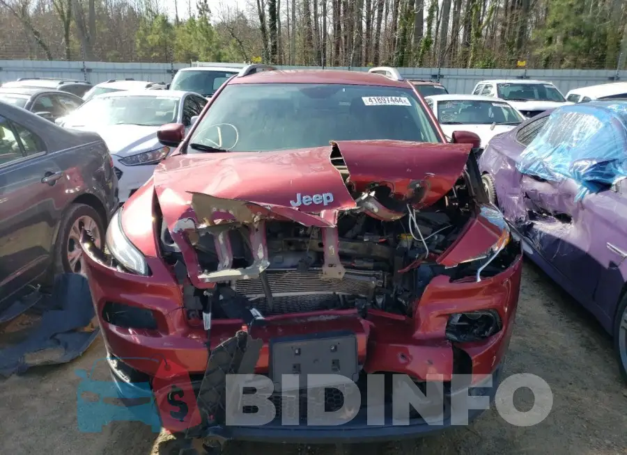1C4PJLCB4HD222281 Photo# 5