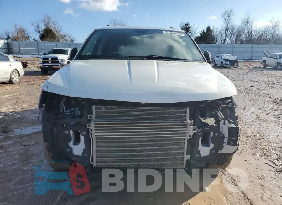 3C4PDCGG5GT157575 Photo# 5