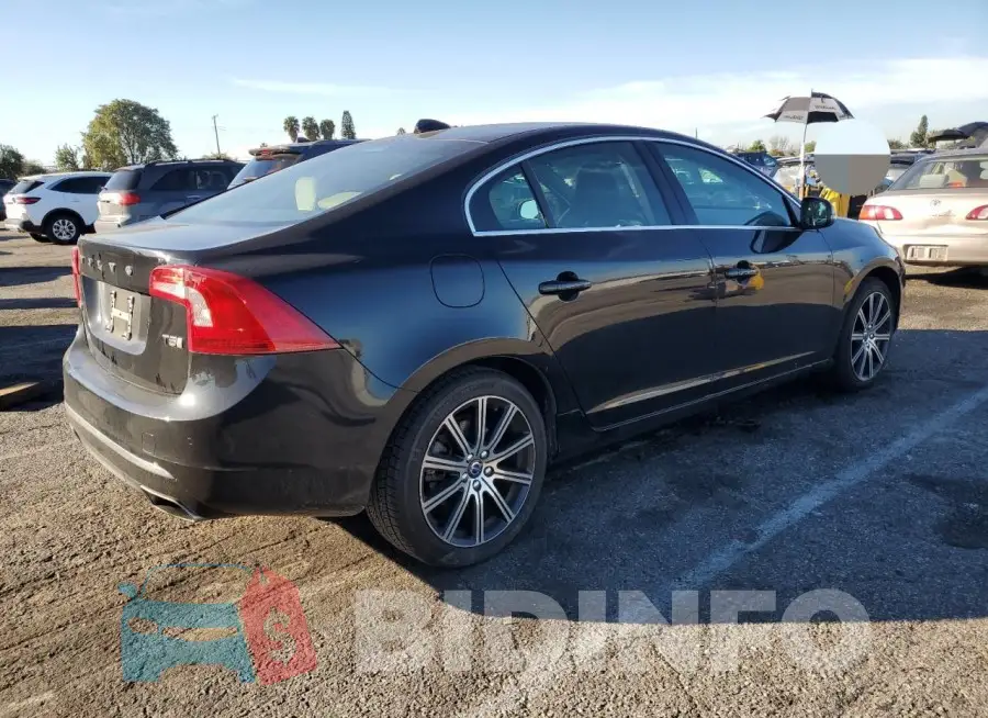 LYV402HK9HB132191 Photo# 3