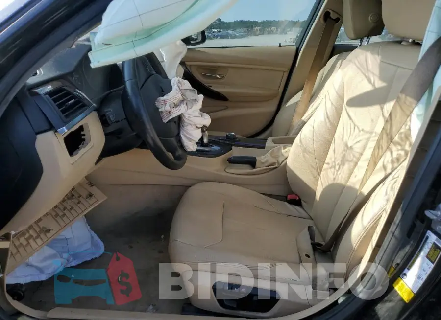 WBA3B1C55FK140995 Photo# 7
