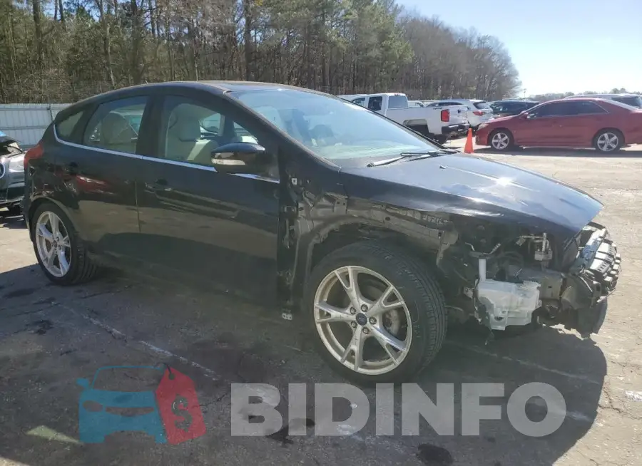 1FADP3N28GL210644 Photo# 4
