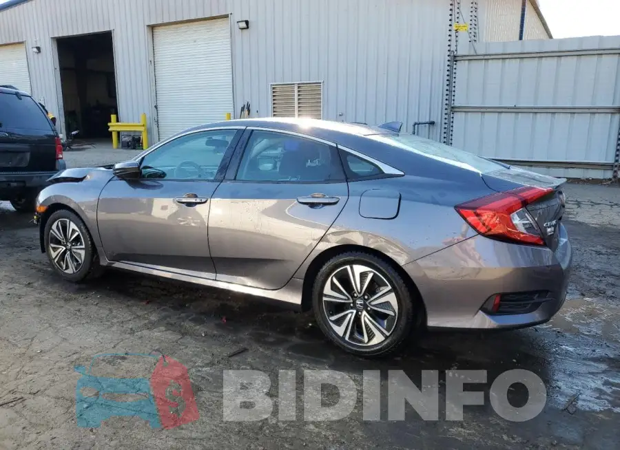 19XFC1F30GE042176 Photo# 2