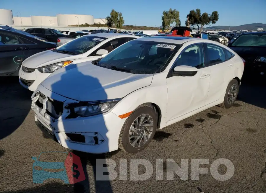 2HGFC2F71GH575796 Photo# 1